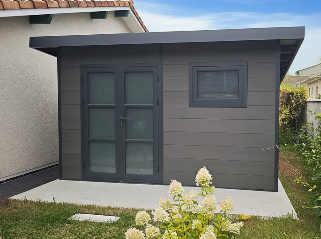 Alma – 15 m² kompozitinis sandėliukas– rudas – projekto nuotrauka 1