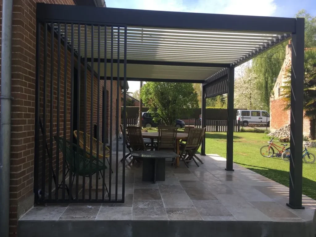 Pergola Elios 5,3×3,6 m. pilka su 2 vnt 2,65 m pločio priekiniai roletai – projekto nuotrauka 1
