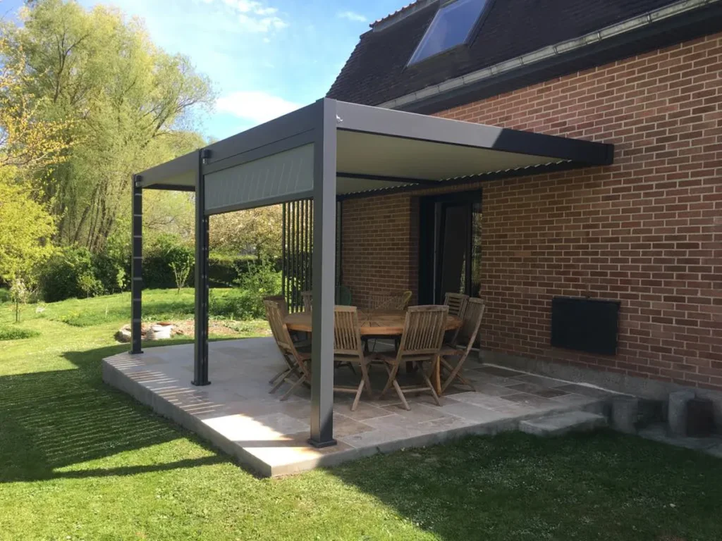 Pergola Elios 5,3×3,6 m. pilka su 2 vnt 2,65 m pločio priekiniai roletai – projekto nuotrauka 2