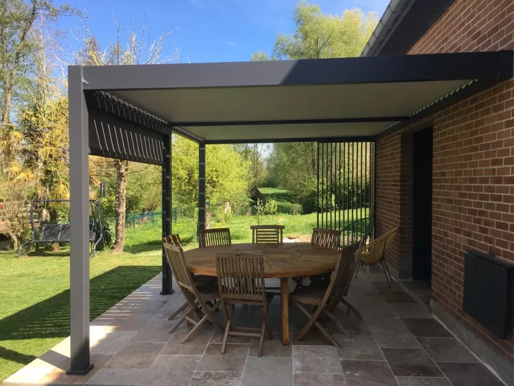 Pergola Elios 5,3×3,6 m. pilka su 2 vnt 2,65 m pločio priekiniai roletai – projekto nuotrauka 3
